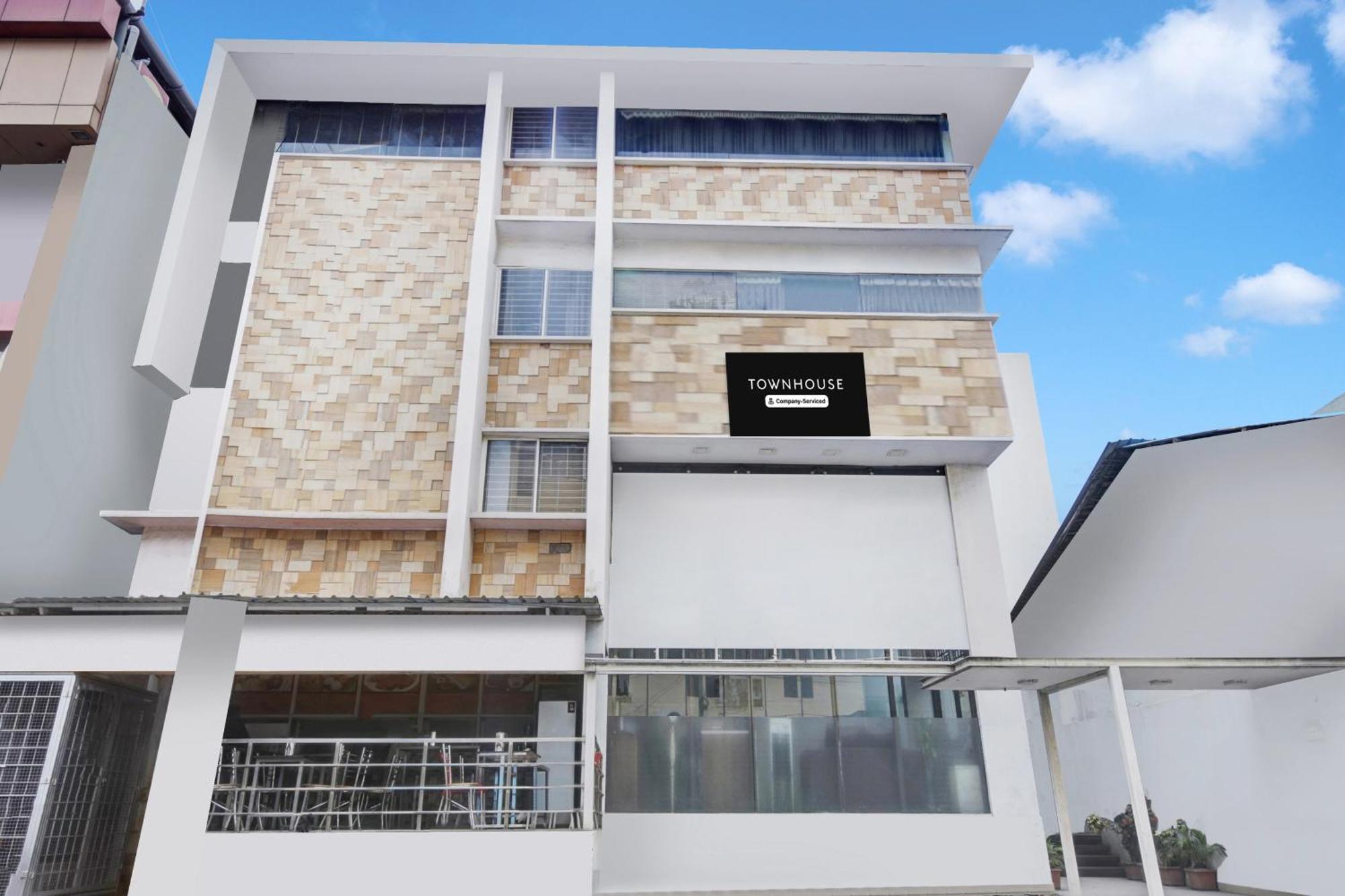Townhouse City Center Near Mysore Palace Formerly Aavass Inn Exterior foto